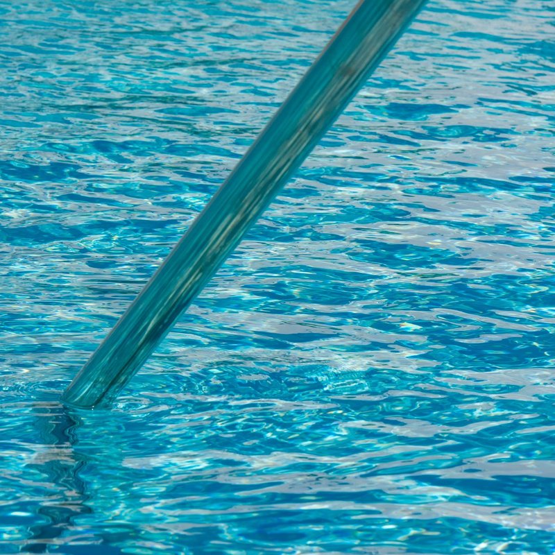 Tuyaux flottants pour piscines