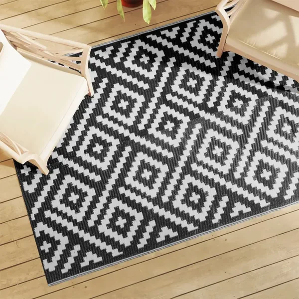 Tapis d'extérieur ARAKIL blanc et noir 140 x 200 cm PP