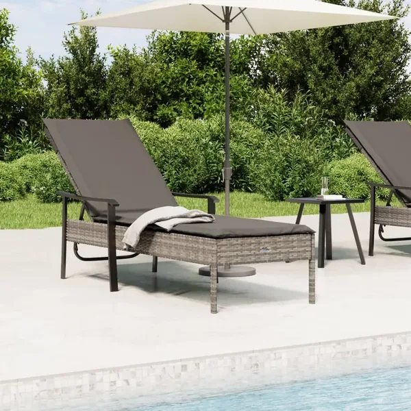 Chaise longue avec coussin gris résine tressée