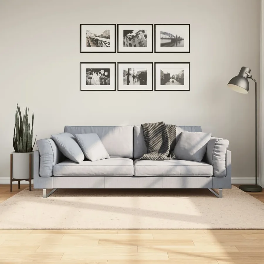 Tapis HUARTE à poils courts doux et lavable beige 140x200 cm