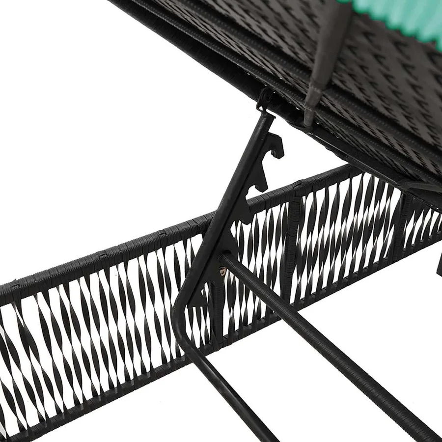 Chaise longue avec coussin en rotin synthétique noir - 57