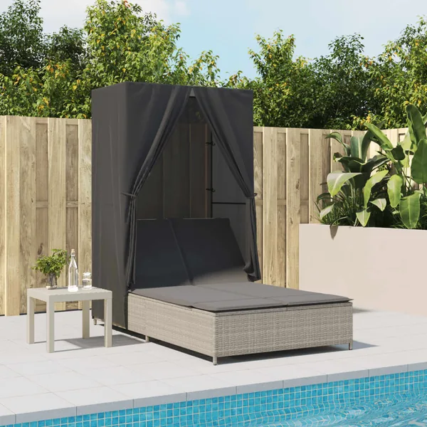 Chaise longue double avec toit et rideaux gris clair poly rotin