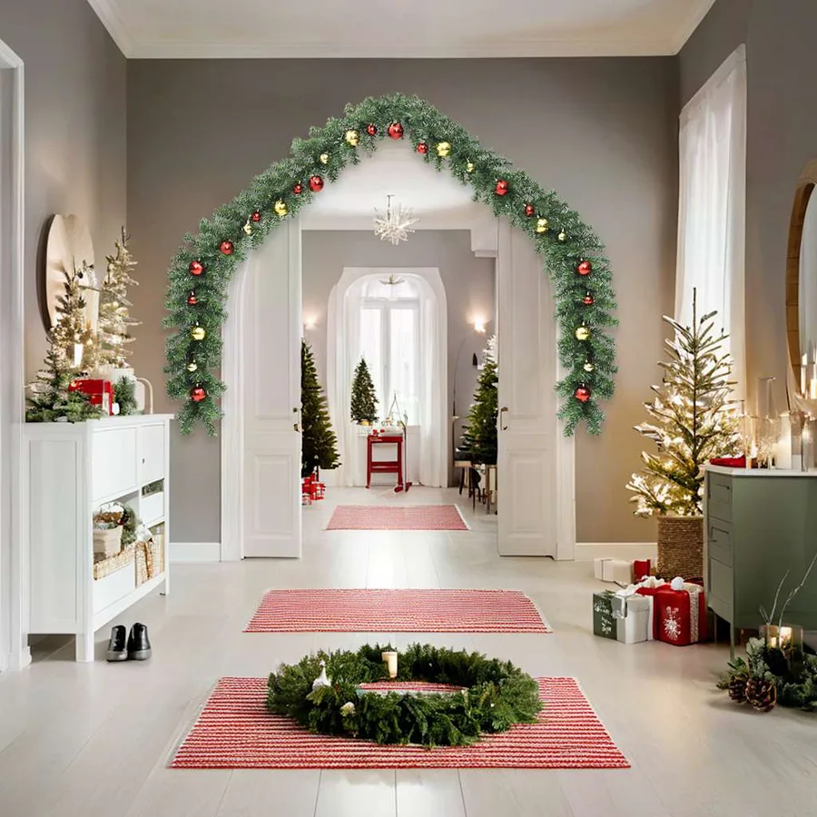 Guirlande de Noël décorée avec boules et lumières LED 10 m - 3